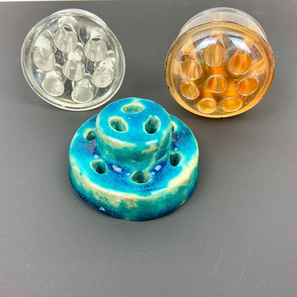 Vintage Flower Frogs Set Of 3 Clear, Carnival Glass, Ceramic - Picture 11 of 16